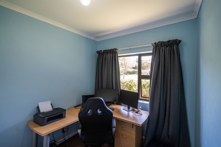 3 Bedroom Property for Sale in Seafield Eastern Cape